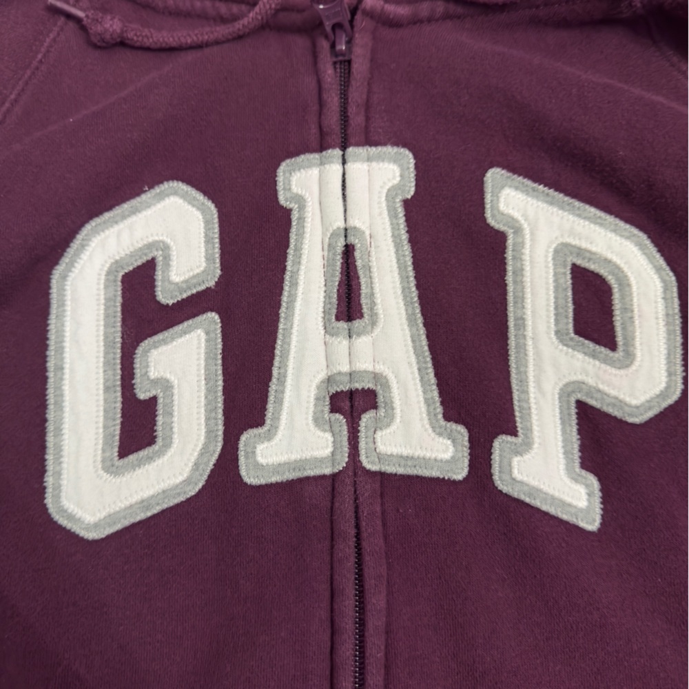 GAP Arch Logo Heavyweight zip Hoodie - Picture 4 of 8